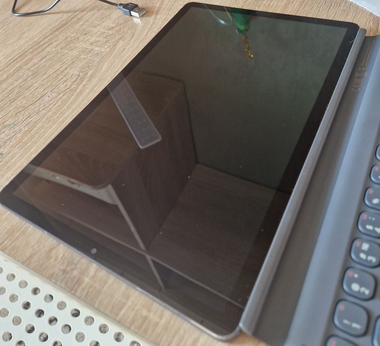 Планшет с клавиатурой Samsung tab s6