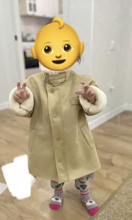 Продам новую детскую дубленку