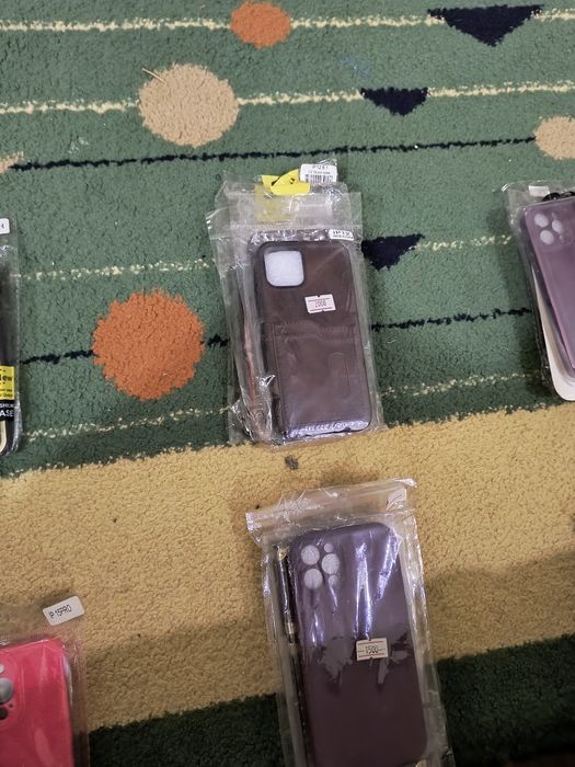 Продам чихлы для Айфона