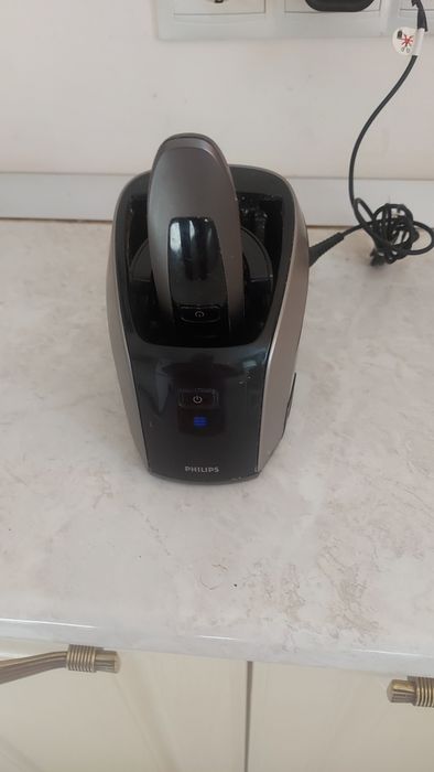 Электробритва Филипс(Philips A  rchitecture RQ1000 +чехол