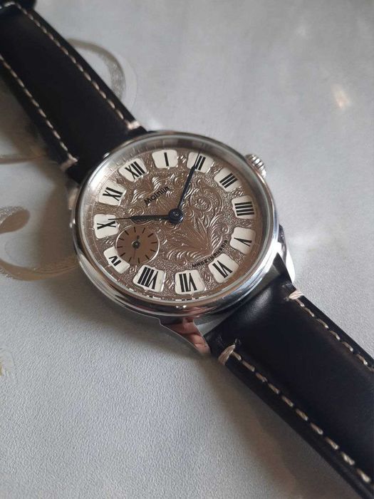 Продам наручные часы Молния-марьяж