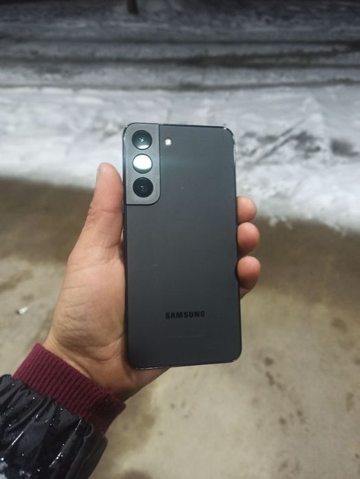 Samsung s22 256 karobka yoq