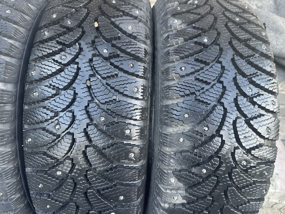 Продам зимние шины 195/65 15