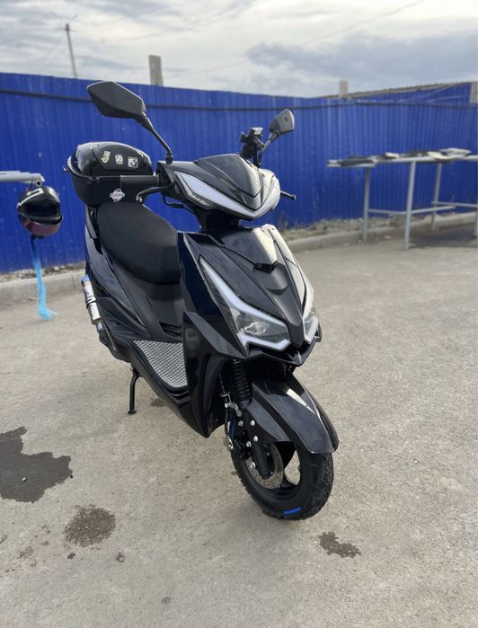 мопед-скутер 150сс М10pro