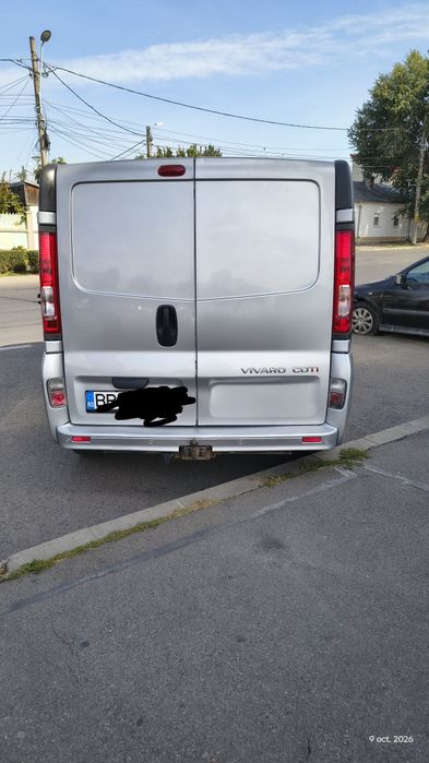 Vând Opel Vivaro 2.0