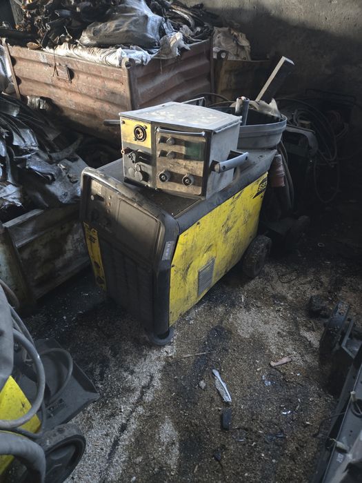 Телоподаващи апарати CO2 LINCOLN, ESAB, HELVI