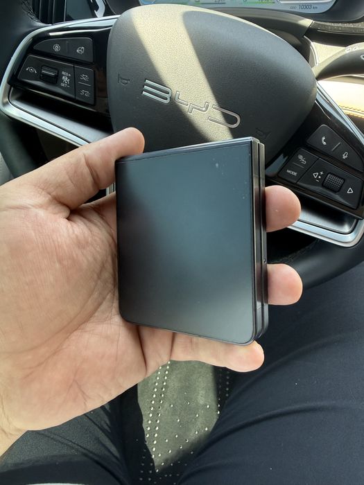 Samsung  Z Flip 7