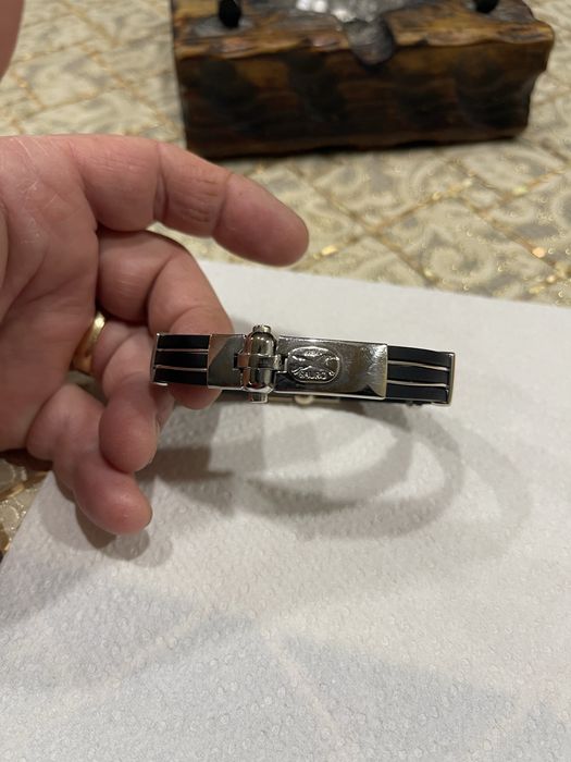 Vind o bratara bratara deosebita din aur alb  Sauro cu cauciuc