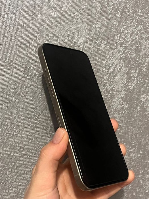 Продам айфон 15 про макс