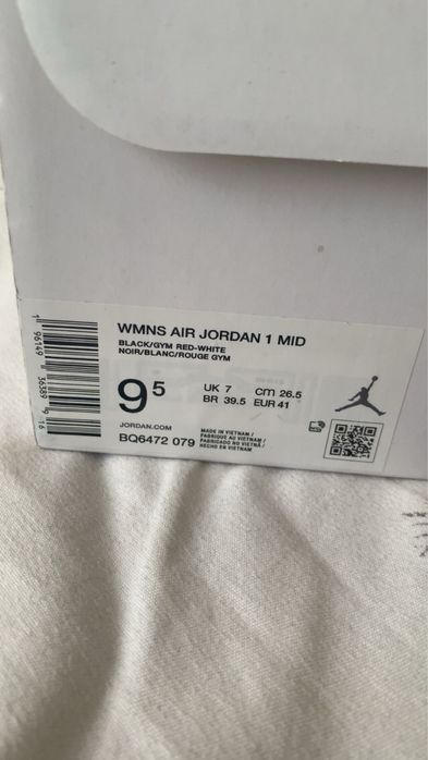 Jordan 1 Mid Mărimea 41