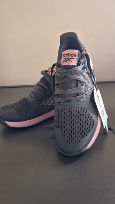 Нови маратонки Reebok