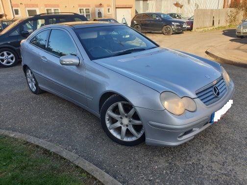НА ЧАСТИ Мерцедес В203 Ц220цди Спорт Купе/Mercedes CL203 Sport Coupe