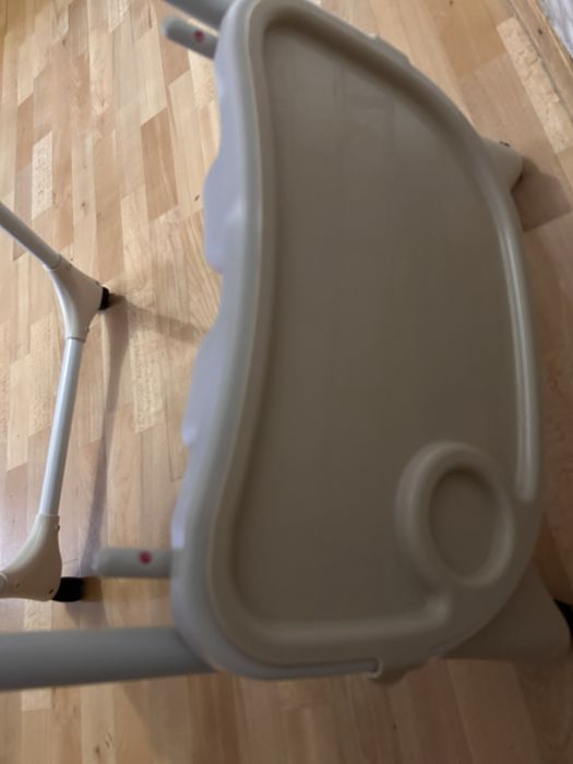 Стульчик для кормленмя Tomix