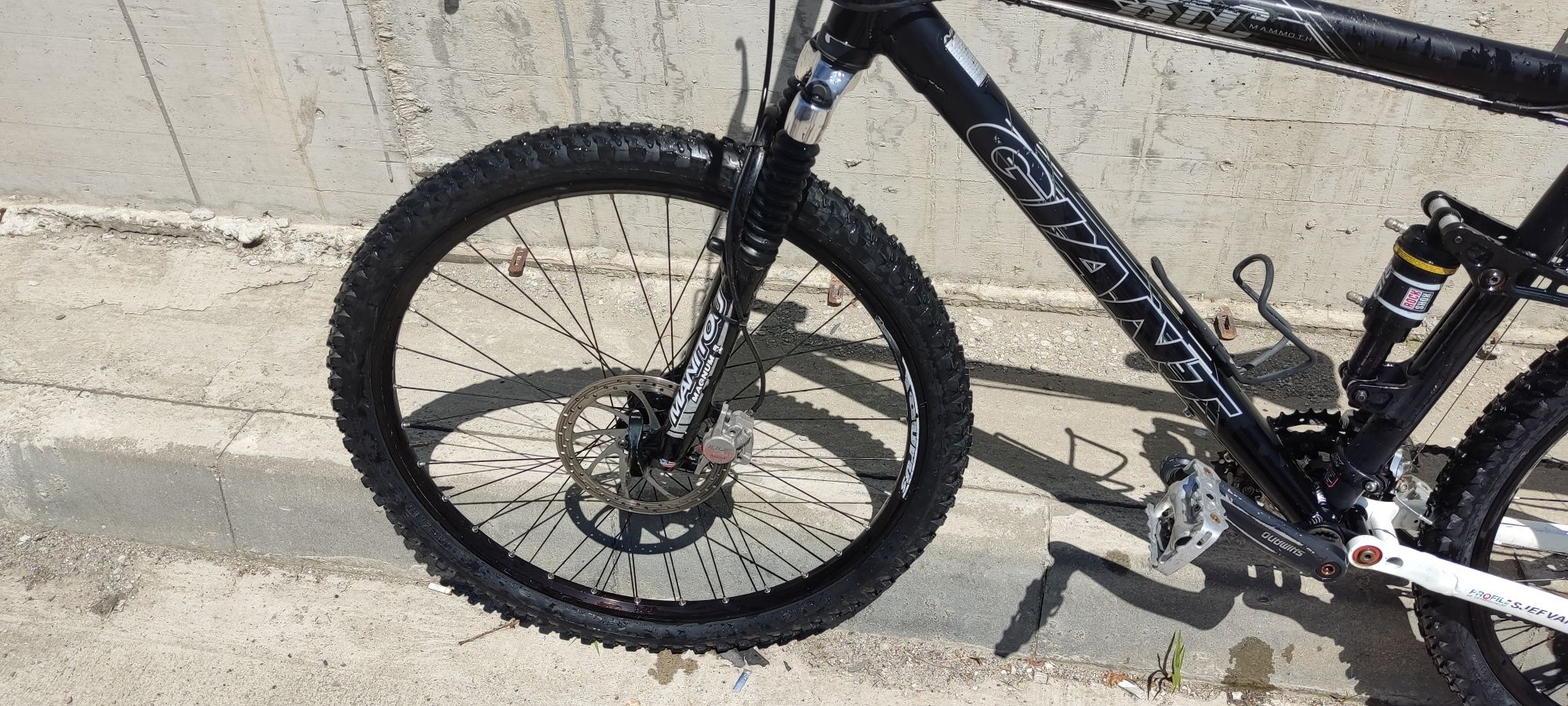 Bicicleta Giant Xtc Mamooth full susspension Vecerd OLX.ro