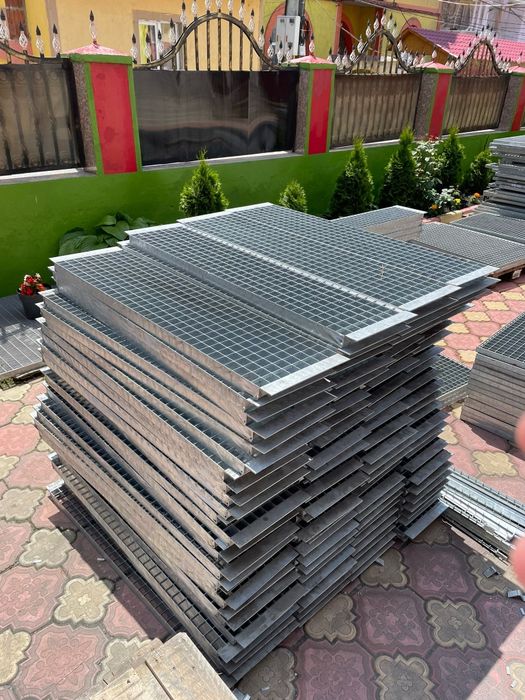 Trepte zincate 118x24