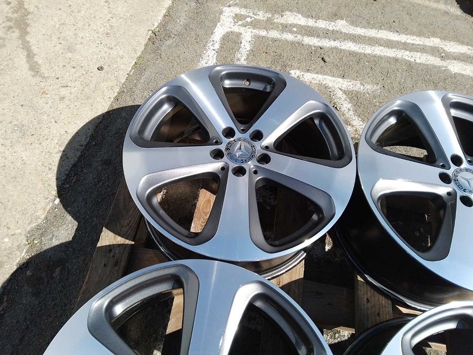 19 цола 5 х 112 мм Мерцедес Е / Ге Ел Це и други - 8 инча / ЕТ 38