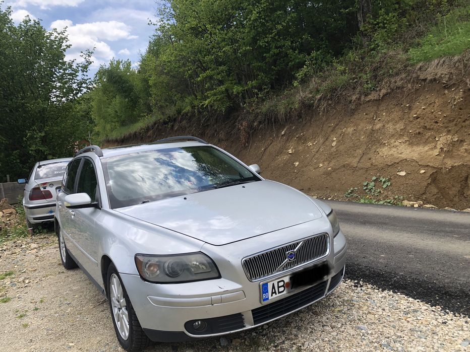 Volvo v50 2004 2.0D 136cp