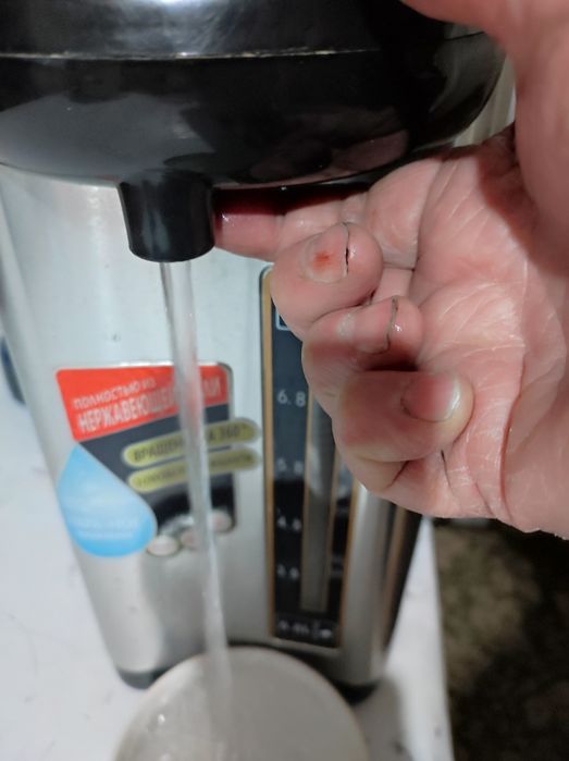 Продам термопот продам