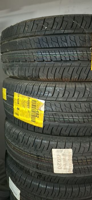 Vând 4 cauciucuri 215/65/16 C