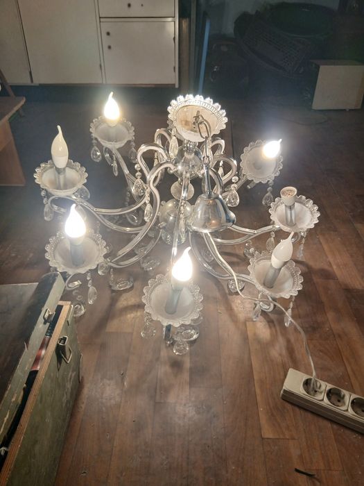 Люстра для больших комнат