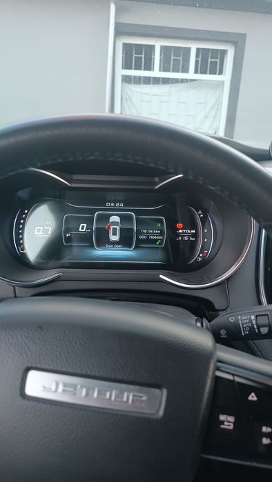 Jetour жетоур sotiladi