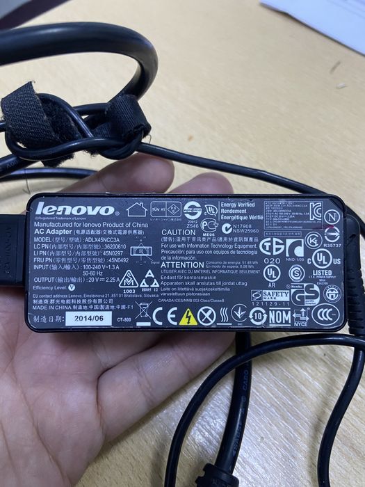 Зарядка от ноутбука Леново