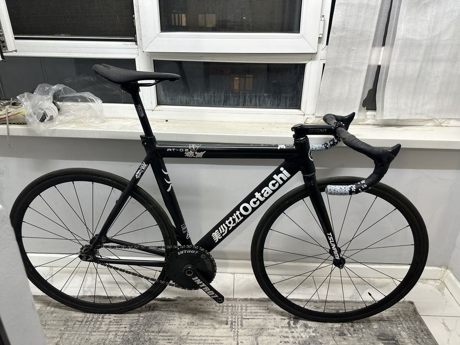 Продаю фикс Octachi at-02