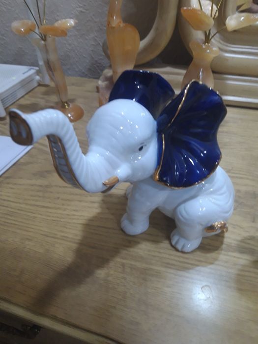 Сувениры и подарки. Для украшения дома и заведений. Совга ва безак цчу