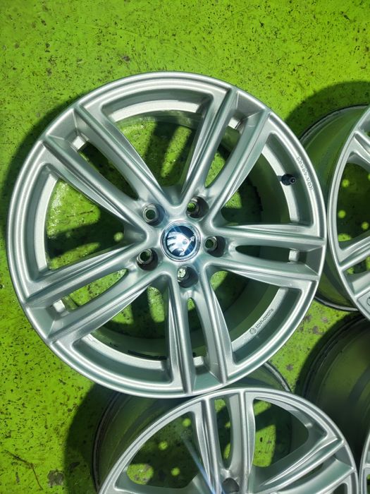 17 5x112 Skoda лети джанти 5х112 шкода