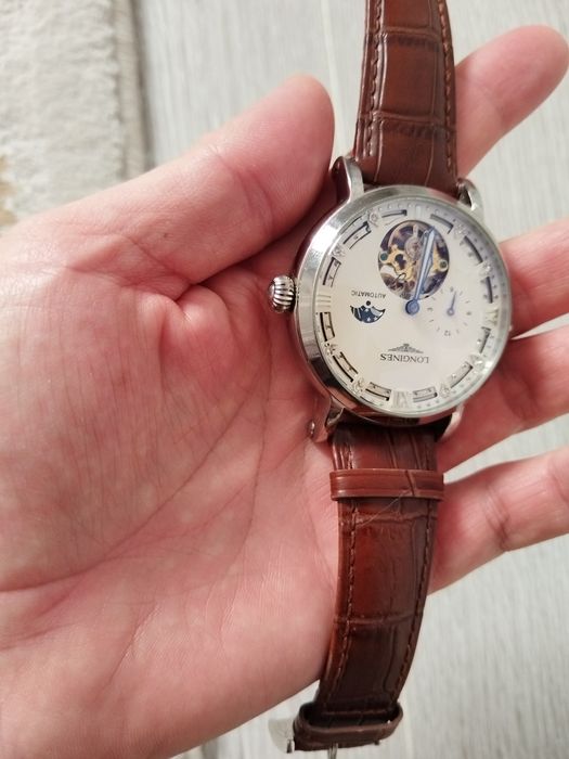 Часы на руку новые