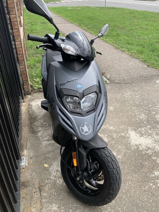 Scuter Piaggio Typhoon