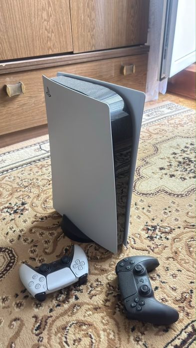 Продам PS5 в идеале
