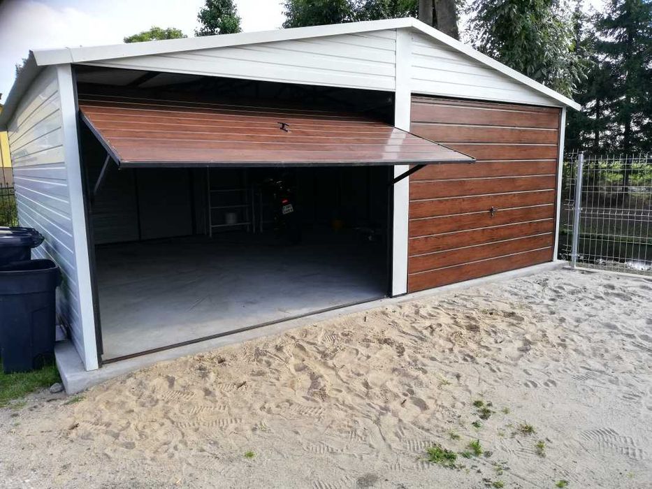 Garaj 6m x 5m Tabla Acrilica Alb cu Accente Maro Producator Direct