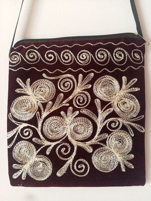 Milliy Popov sumkachasi sotiladi