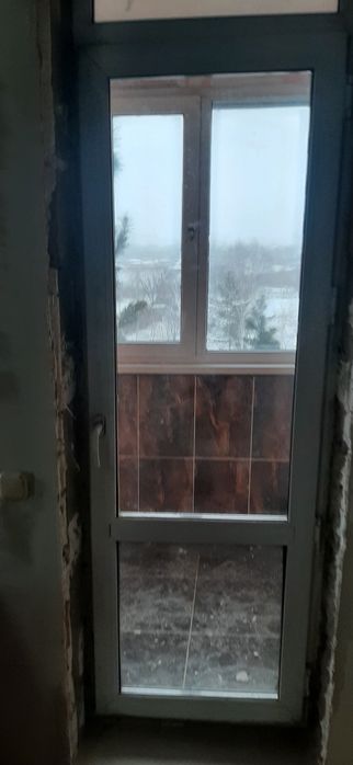 Дверь пластиковая