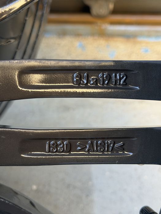 Оригинални джанти BMW G30 M-SPORT 19 с гуми