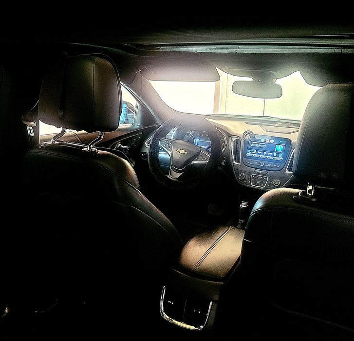 Малибу 2.4 сотилади