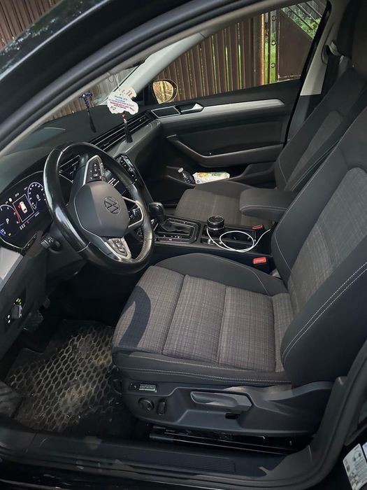 Vand Passat 2.0 diesel, 150 de cai, an 2022, km 220.000, automat 7+1