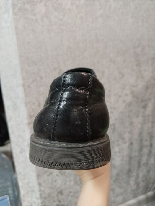 Подростковые туфли