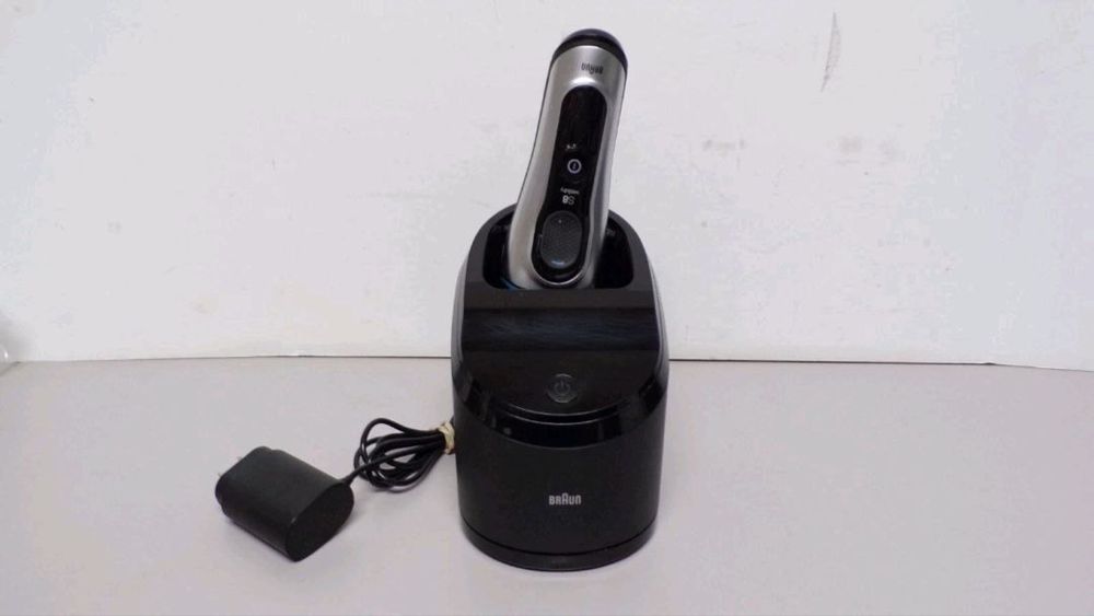 Электробритва Braun s8