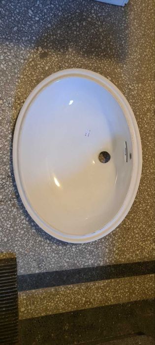 порцеланова мивка Roca Berna