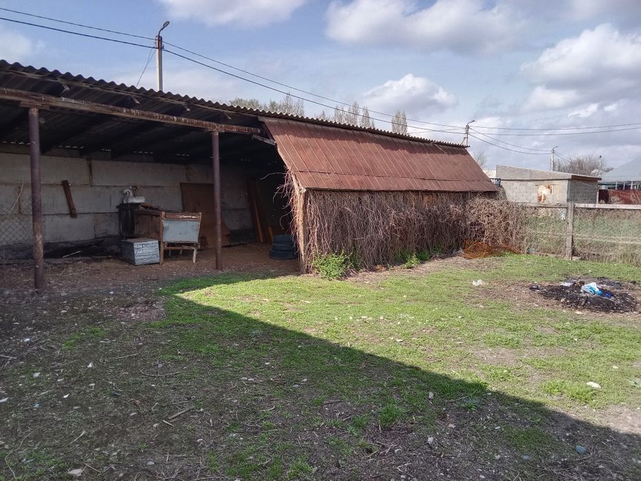 продам участок огорожен