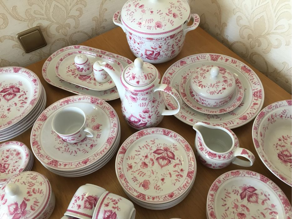 Продам сервиз чайно- столовый Германия
