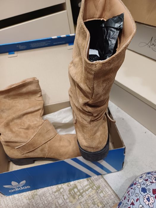 Продам сапоги женс