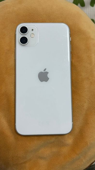 Айфон 11  64гб АКБ 76