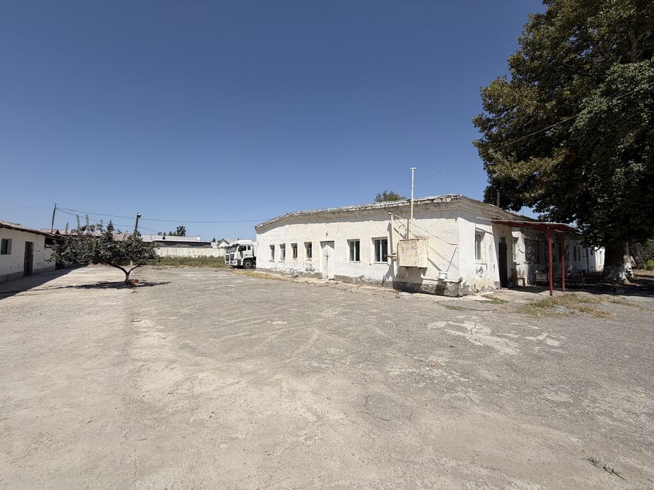 Склад база 3000 м² с 1 Га, Бекабадский район