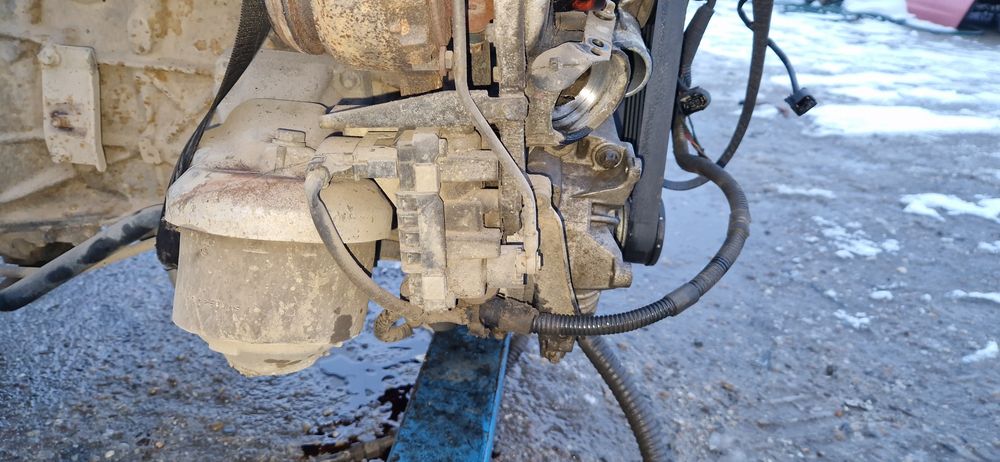 Injectoare mercedes 2.2,stare perfecta