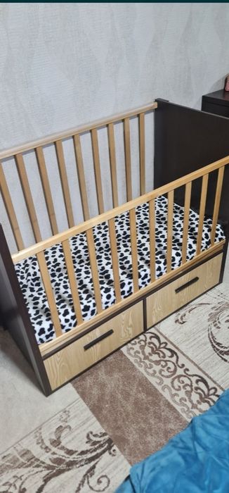 Детский манеж с матрасом