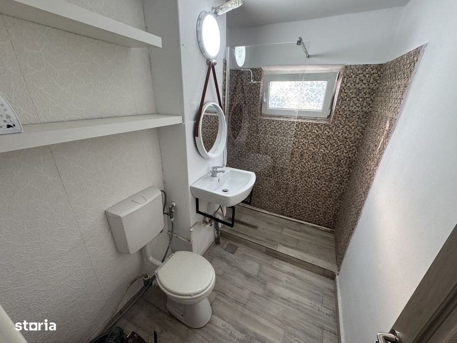 Apartament 3 camere zona Cet