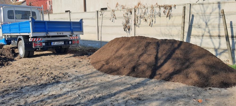 Compost vegetal 100% NU Pământ din decopertă
